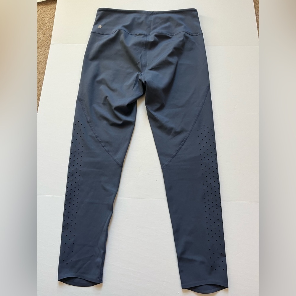 Zella Cropped Leggings Blue Size Medium - Picture 5 of 10